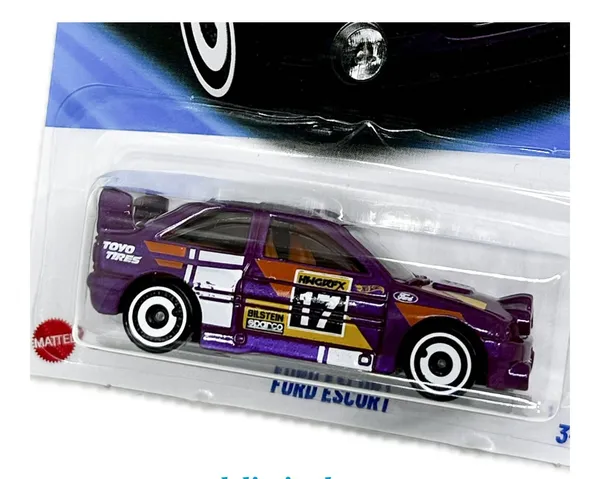 Hot_Wheels_1:64_Scale_FORD_ESCORT_Compact_Kings_4/10_Purple_113/250