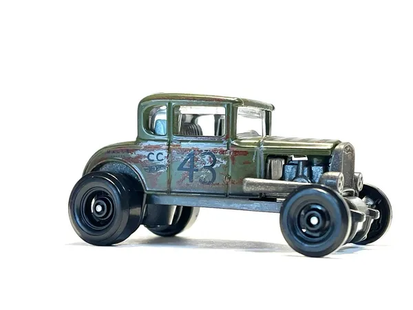 Hot_Wheels_1:64_Scale_FORD_MODEL_A_CUSTOM_HW_Dirt_7/10_Green_140/250