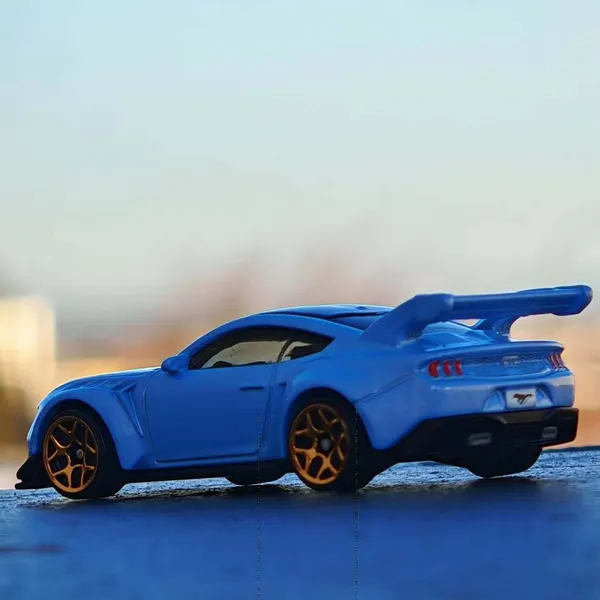 Hot_Wheels_1:64_Scale_FORD_MUSTANG_GTD_FACTORY_FRESH_3/5_BLUE_43/250_(US_IMPORTED)