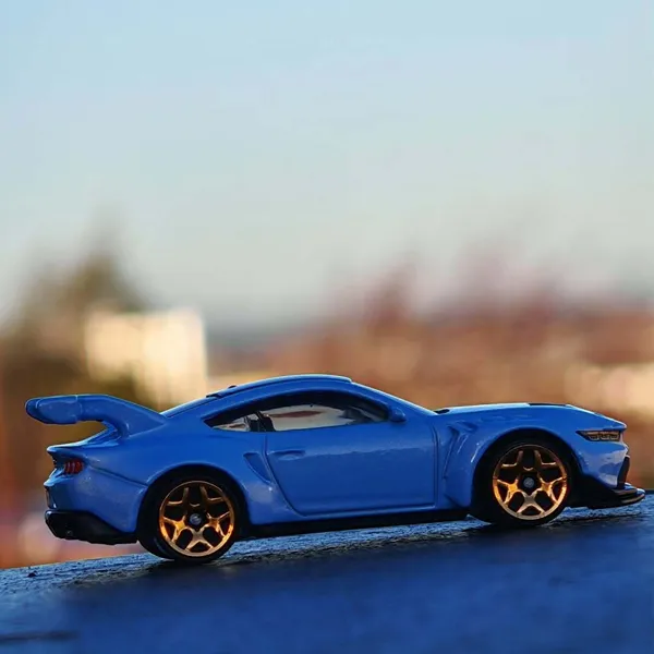 Hot_Wheels_1:64_Scale_FORD_MUSTANG_GTD_FACTORY_FRESH_3/5_BLUE_43/250_(US_IMPORTED)
