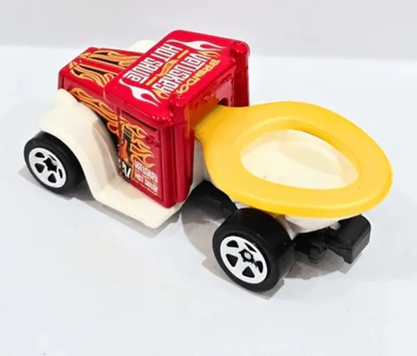 Hot_Wheels_1:64_Scale_GOTTA_GO_HW_Designed_By_3/5_Red_84/250_(MOVING_PARTS)