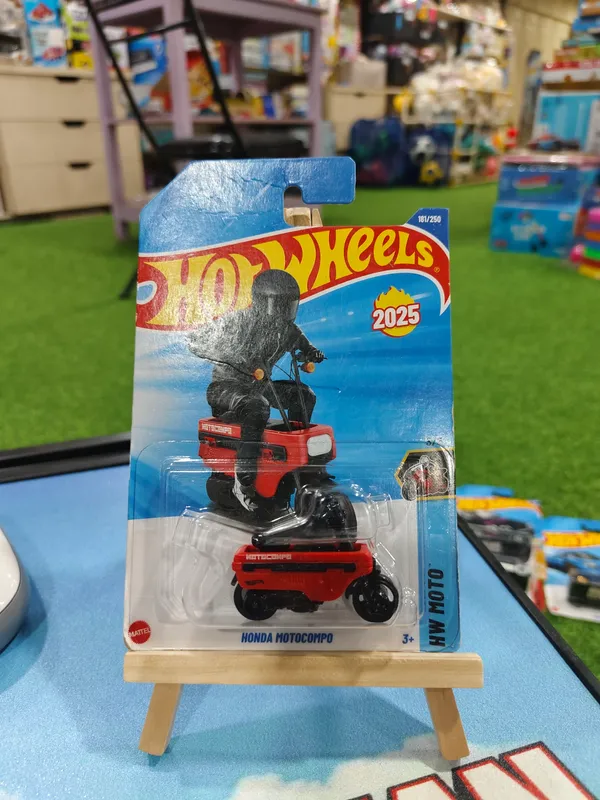 Hot_Wheels_1:64_Scale_HONDA_MOTOCOMPA_MOTO_MOTOS_3/5_RED_181/250