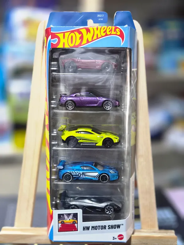 Hot_Wheels_1:64_Scale_HW_MOTOR_SHOW_2026_JKG17_Pack_of_5_('15_Jaguar_F-Type_Project_7_/_2009_Nissan_GT-R_/_Aston_Martin_Vantage_GT3_/_Renault_Sport_R.S._01_/_Celero_GT)