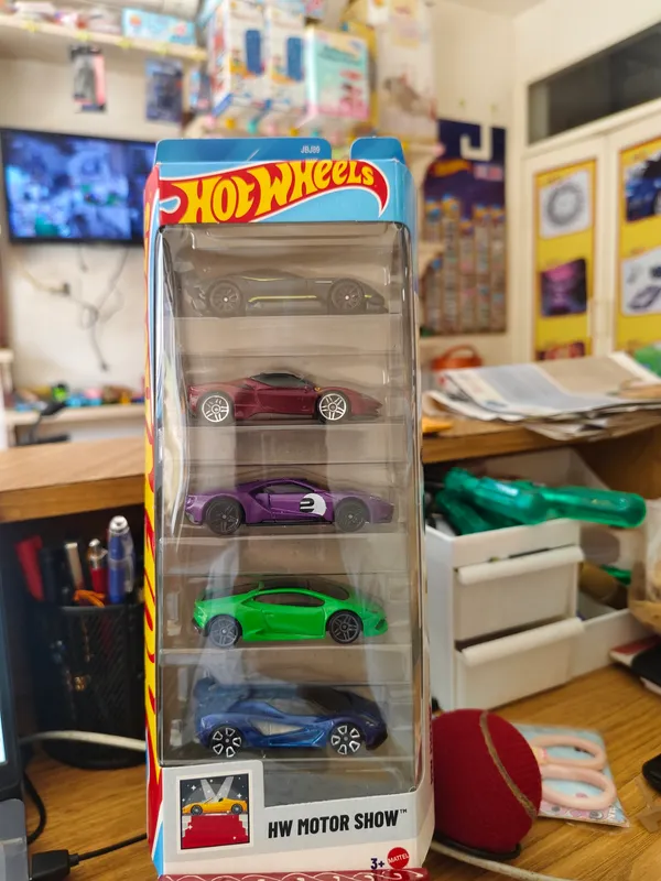 Hot_Wheels_1:64_Scale_HW_MOTOR_SHOW_JBJ89_Pack_of_5_(Aston_Martin_Vulcan_/_Ferrari_SF90_Stradale_/_'17_Ford_GT_/_Lamborghini_Huracán_LP_610-4_/_Lotus_Evija)