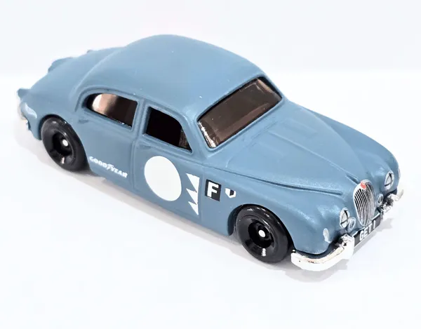 Hot_Wheels_1:64_Scale_JAGUAR_MK1_Race_Day_2/10_Grey_75/250