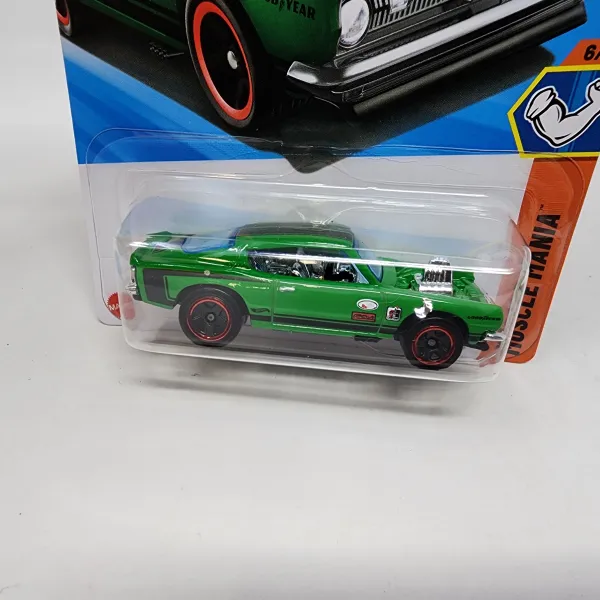 TOYRUSH Hot Wheels 1:64 Scale KING KUDA Muscle Mania 6/10 Green
