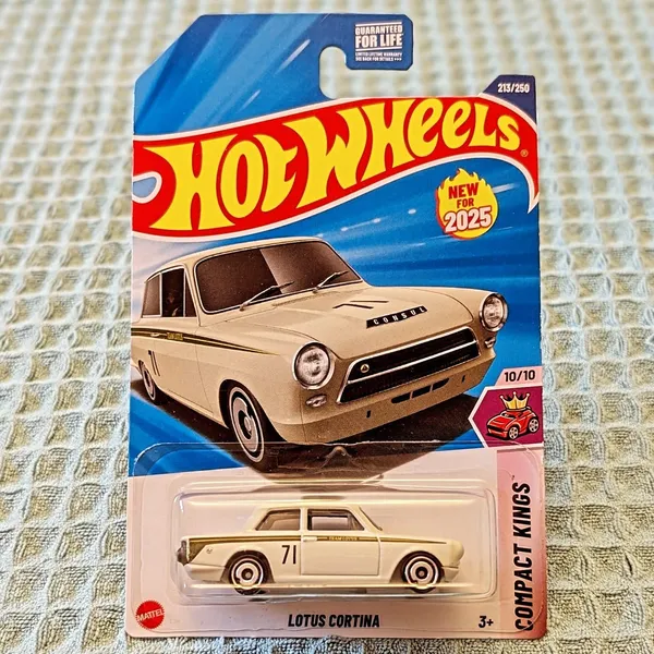 Hot_Wheels_1:64_Scale_LOTUS_CORTINA_Compact_Kings_10/10_White_213/250