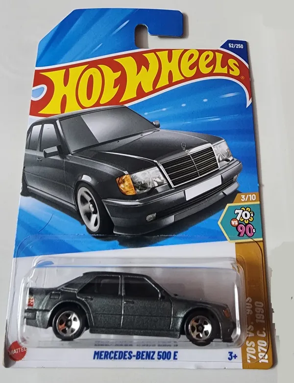 Hot_Wheels_1:64_Scale_MERCEDES-BENZ_500_E_'70s_Vs_'90s_3/10_Gray_52/250