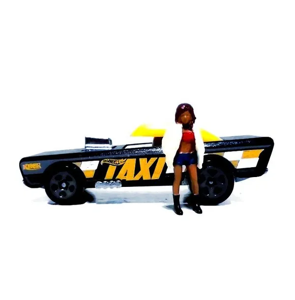 Hot_Wheels_1:64_Scale_SMALL_BLOC_TAXI_HW_METRO_2/5_7/250_(IMPORTED)