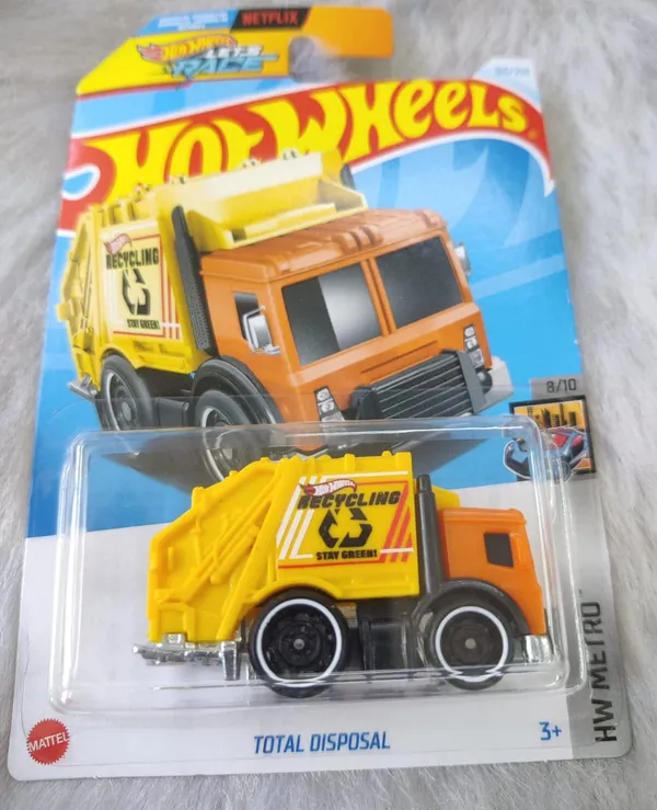 Hot_Wheels_1:64_Scale_TOTAL_DISPOSAL_HW_METRO_8/10_160/250