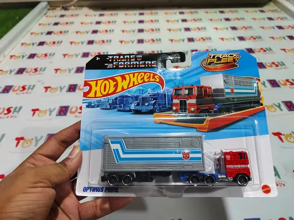Hot_Wheels_1:64_Scale_TRACK_FLEET_OPTIMUS_PRIME_HXH02_TRANSFORMERS