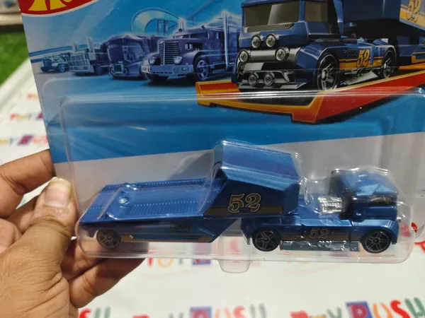 Hot_Wheels_1:64_Scale_TRACK_FLEET_SPEED_BLASTER_JCM63