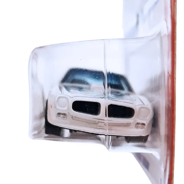 Hot_Wheels_1:64_Scale_'73_PONTIAC_FIREBIRD_Muscle_Mania_8/10_White_230/250