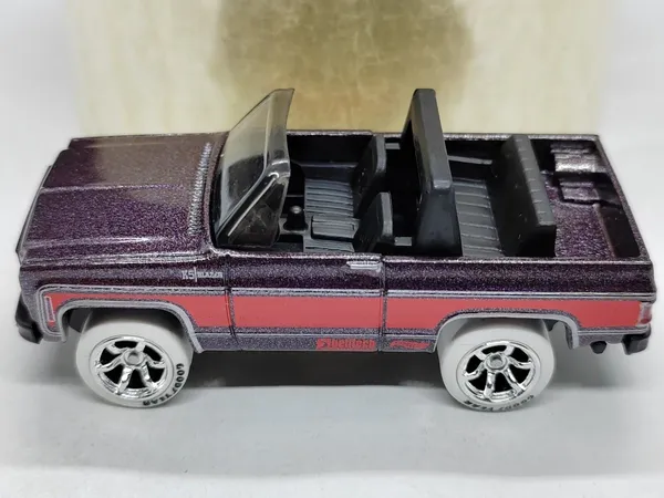 Hot_Wheels_1:64_Scale_'75_CHEVY_BLAZER_CUSTOM_HW_Dirt_5/10_BLACK_115/250_(IMPORTED)