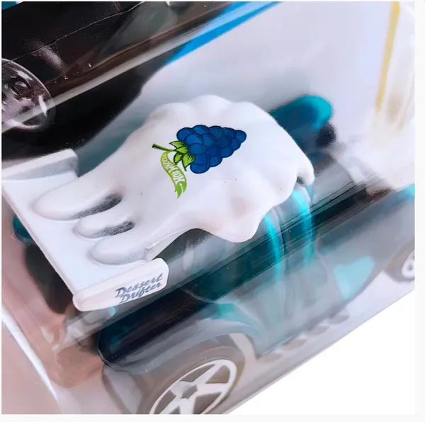 Hot_Wheels_1:64_Scale__DESSERT_DRIFTER_FAST_FOODIE_2/5__162/250