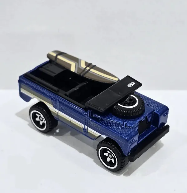 Hot_Wheels_1:64_Scale_Land_Rover_Series_II_HW_Hot_Trucks_5/10_92/250