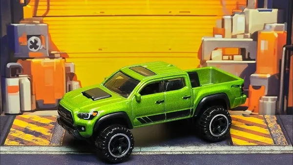 HotWheels_1:64_SILVER_SERIES_TOYOTA_TRUCKS_'20_TOYOTA_TACOMA_JCB72_GREEN_2/5