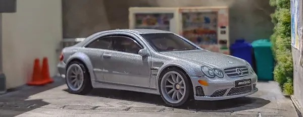 Hotwheels_Premium_1:64_Scale_2008_MERCEDES_BENZ_CLK_63_AMG_BLACK_SERIES_BOULEVARD_2025_JBL07_126
