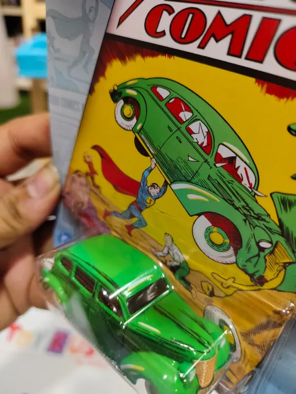 Hotwheels_Premium_1:64_Scale_ACTION_COMIC_#1_ACTION_SEDAN_DC__POP_culture_2025_HVJ50