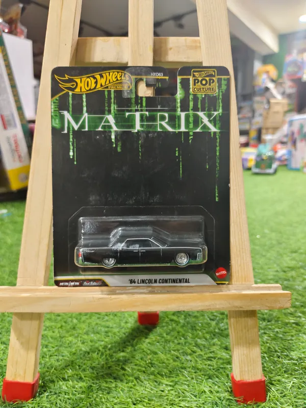 Hotwheels_Premium_1:64_Scale_64_LINCOLN_CONTINENTAL_MATRIX_Pop_culture_2026_JHW89_(IMPORTED)