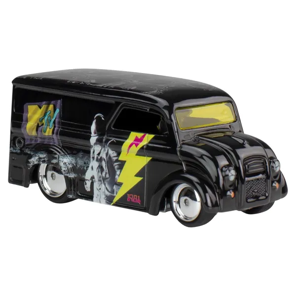 Hotwheels_Premium_1:64_Scale_Dairy_Delivery_Pop_culture_2024_MIX_3_HVJ44