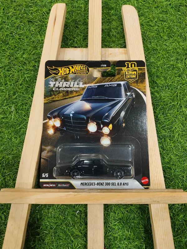 Hotwheels_Premium_1:64_Scale_MERCEDES_BENZ_300_SEL_6.8_AMG_CAR_CULTURE_2026_THRILL_CLIMBER_5/5_JKF20_BLACK