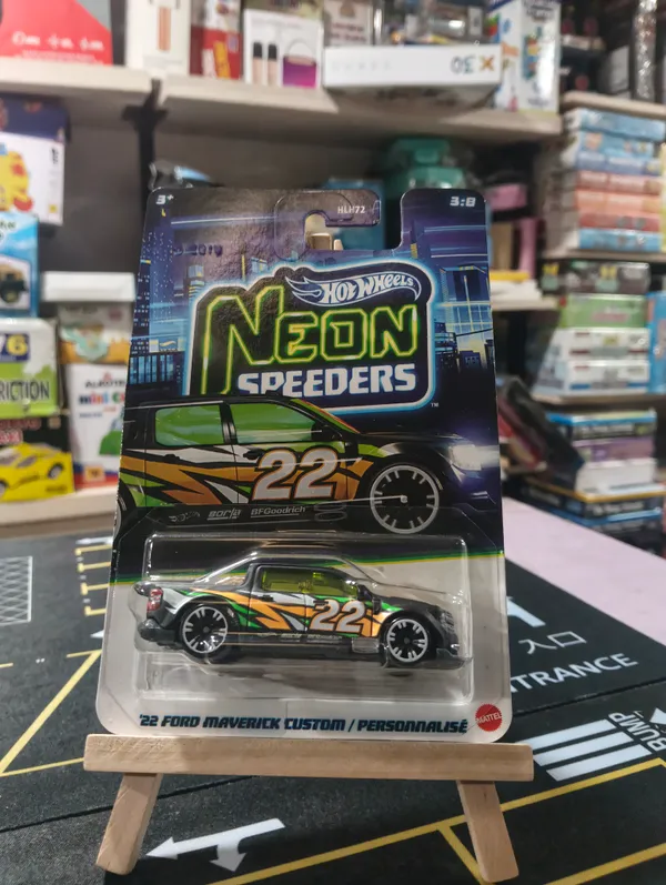 HotWheels_1:64_SILVER_SERIES_NEON_SPEEDERS_22_FORD_MAVERICK_CUSTOM_3/8_BLACK_JKY03