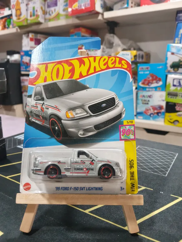 Hot_Wheels_1:64_Scale_99_FORD_F-150_SVT_LIGHTING_HW_THE_90'S_5/10_GRAY_210/250