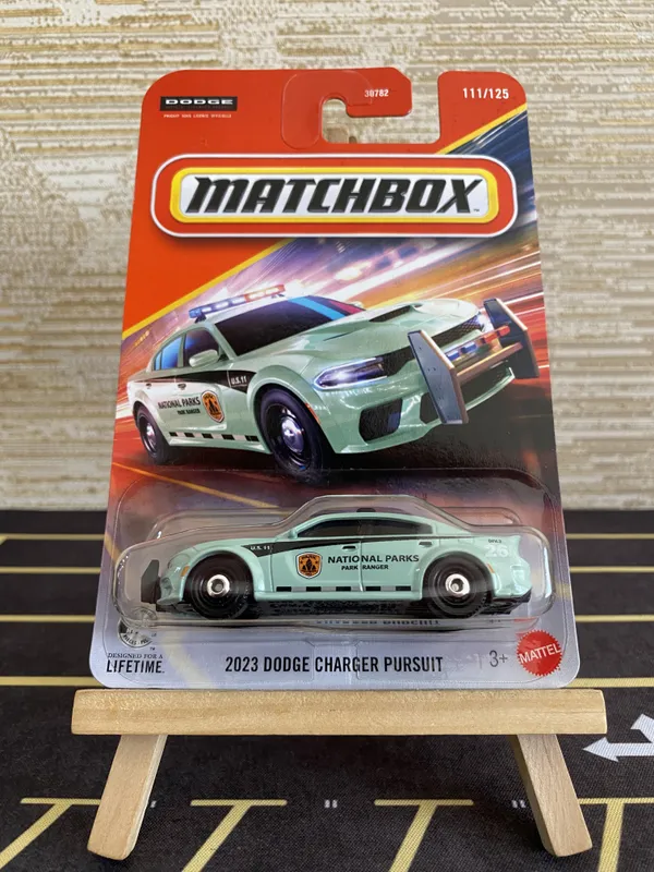 Matchbox_1:64_Scale_2023_DODGE_CHARGER_PURSUIT_111/125_GREEN_(2026_Release)