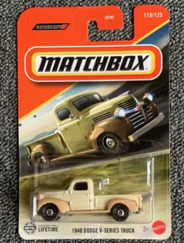 MATCHBOX_1940_DODGE_V-SERIES_TRUCK_DODGE_119/125_CREME