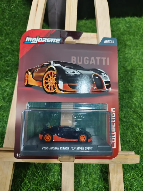 Majorette_1:64_Premium_Diecast_Model_Car_Collector_Edition_–_2005_BUGATTI_VEYRON_16.4_SUPER_SPORT_BLACK