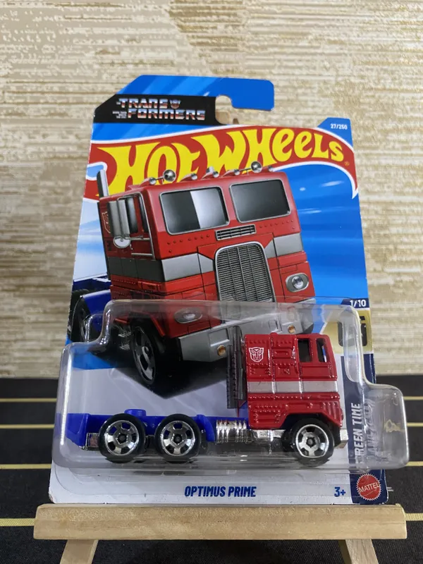 HOT_WHEELS__1:64_SCALE_OPTIMUS_PRIME_HW_SCREEN_TIME_1/10_RED_27/250_(IMPORTED)