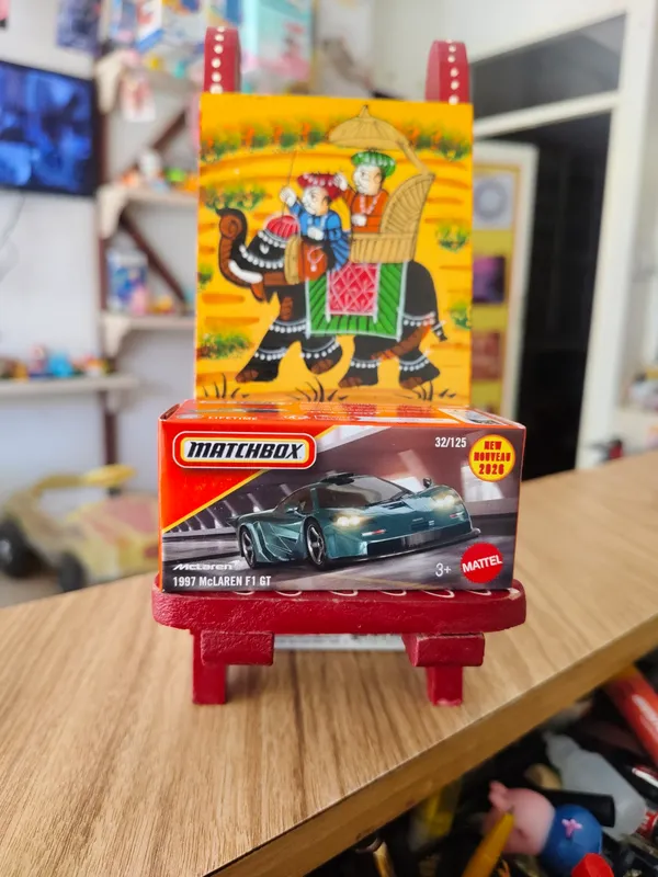 Matchbox_1997_McLAREN_F1_GT_(2026_Release)_-_57/125_Official_Licensed_Product_Die-Cast_Car