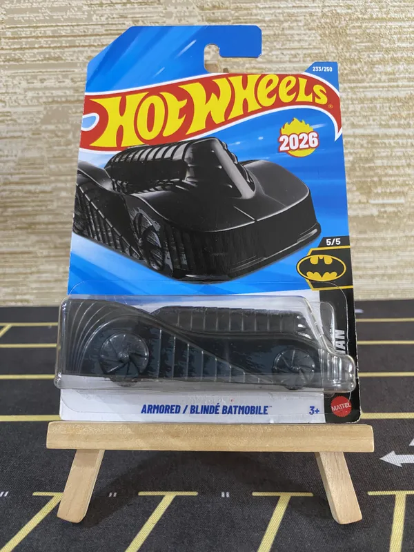 Hot_Wheels_1:64_Scale_ARMORED_BATMOBILE_BATMAN_5/5_BLACK_233/250