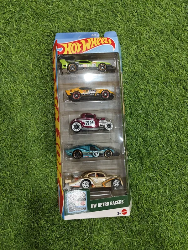 Hot_Wheels_1:64_Scale_RETRO_RACERS_Pack_of_5_(EL_SEGUNDO_COUPE,_GT-SCORCHER,_32_FORD,_VOLKSWAGEN_KAFER_RACER,_1967_FORD_GT40_MK.IV)