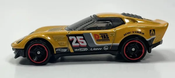 Hot_Wheels_1:64_Scale_RETRO_RACERS_Pack_of_5_(EL_SEGUNDO_COUPE,_GT-SCORCHER,_32_FORD,_VOLKSWAGEN_KAFER_RACER,_1967_FORD_GT40_MK.IV)