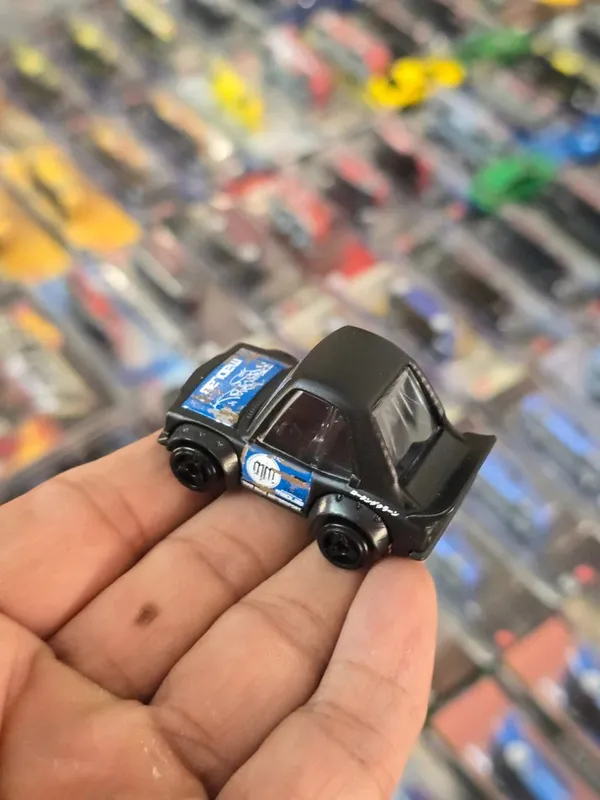 Hot_Wheels_1:64_Scale_MAZDA_RX-3_Compact_Kings_8/10_196/250