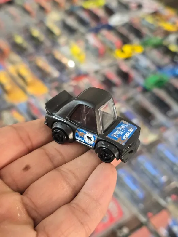 Hot_Wheels_1:64_Scale_MAZDA_RX-3_Compact_Kings_8/10_196/250