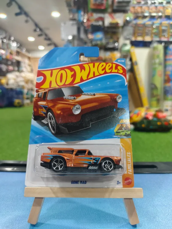 Hot_Wheels_1:64_Scale_GONE_MAD_WAGONS_FAMILIALES_7/10_BROWN_165/250