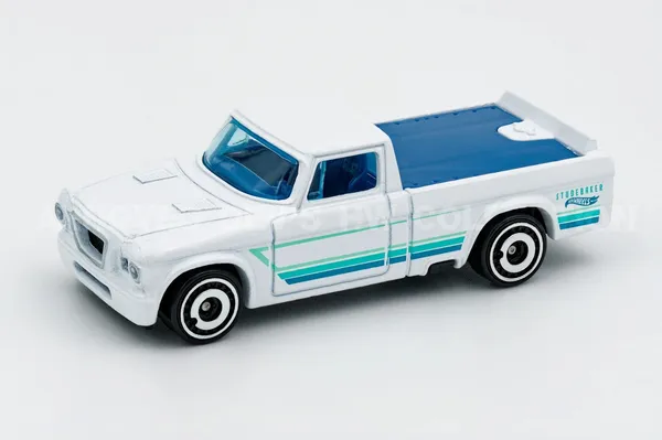 Hot_Wheels_1:64_Scale_63_STUDEBAKER_CHAMP_HW_HOT_TRUCKS_9/10_155/250