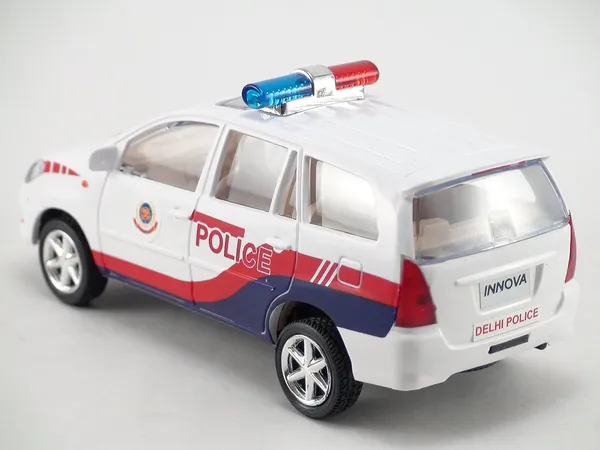 Centy_Model_of_Police_Chase_Innova
