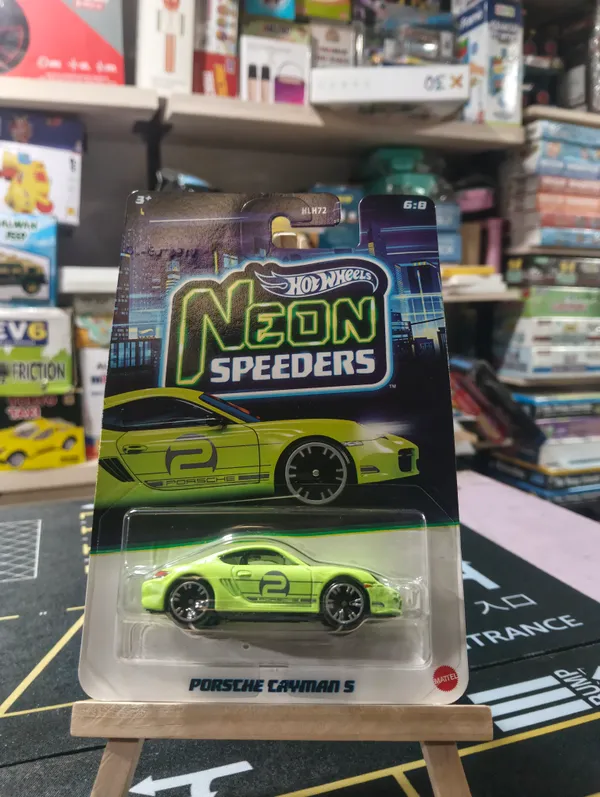 HotWheels_1:64_SILVER_SERIES_NEON_SPEEDERS_PORSCHE_CAYMAN_S_6/8_GREEN_JKY07