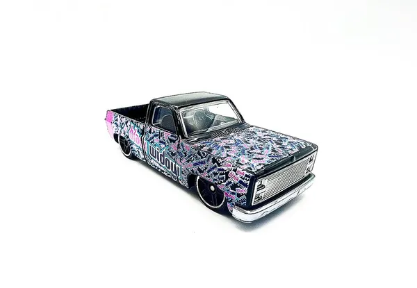 Hot_Wheels_1:64_Scale_83_CHEVY_SILVERADO_TRUCKIN_ALONG_3/5_BLACK_42/250_(IMPORTED)