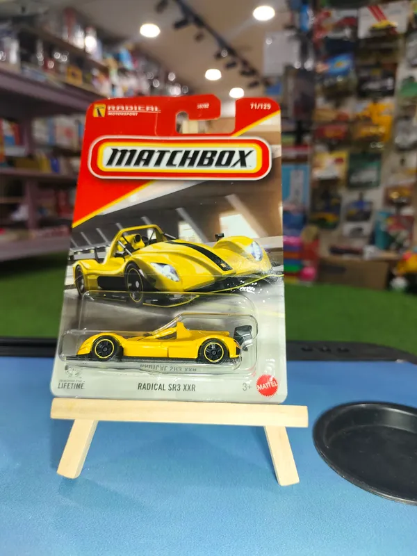 Matchbox_RADICAL_SR3_XXR_-_71/125_Official_Licensed_Product_Die-Cast_Car