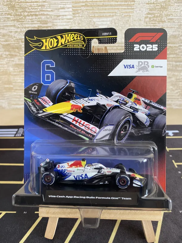 Hotwheels_Premium_2026_VISA_CASH_APP_RACING_BULLS_FORMULA_ONE_TEAM__(#6)_FORMULA_1_JKD91_WHITE
