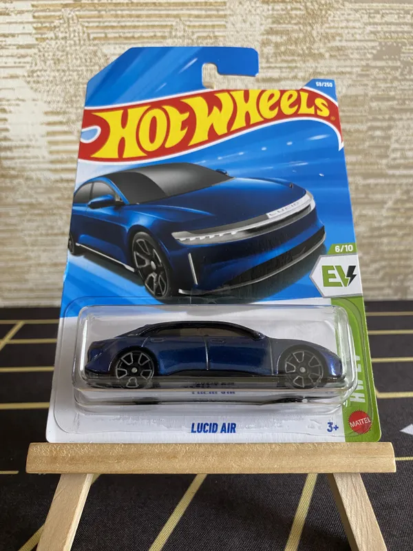 Hot_Wheels_1:64_Scale_LUCID_AIR_HW_EV_6/10_BLUE_59/250