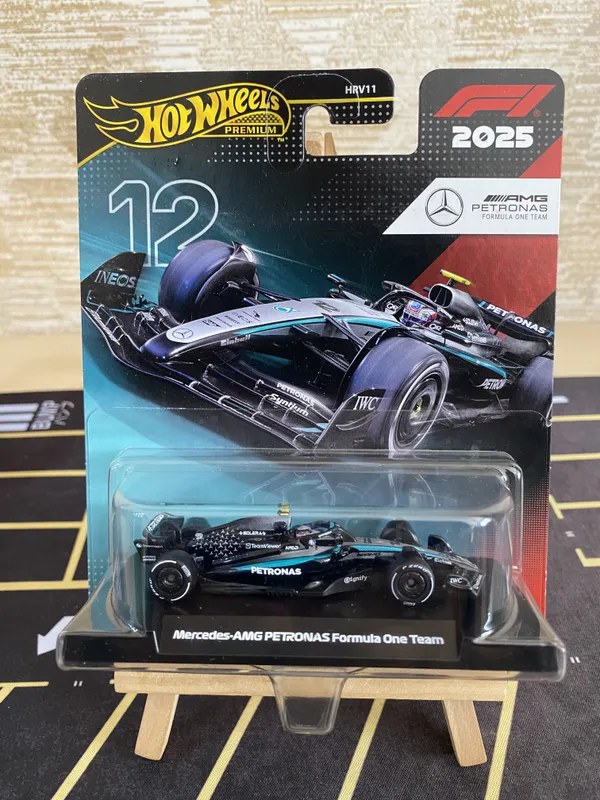 Hotwheels_Premium_2026_MERCEDES-AMG_PETRONAS_FORMULA_ONE_TEAM_(#12)_FORMULA_1_JKD92_SILVER