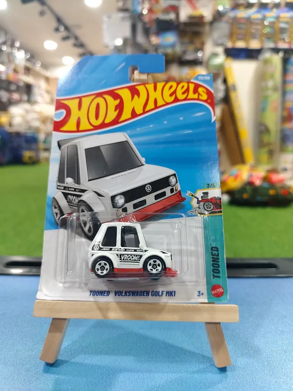 Hot_Wheels_1:64_Scale_TOONED_VOLKSWAGEN_GOLF_MK1_TOONED_3/5_WHITE_172/250