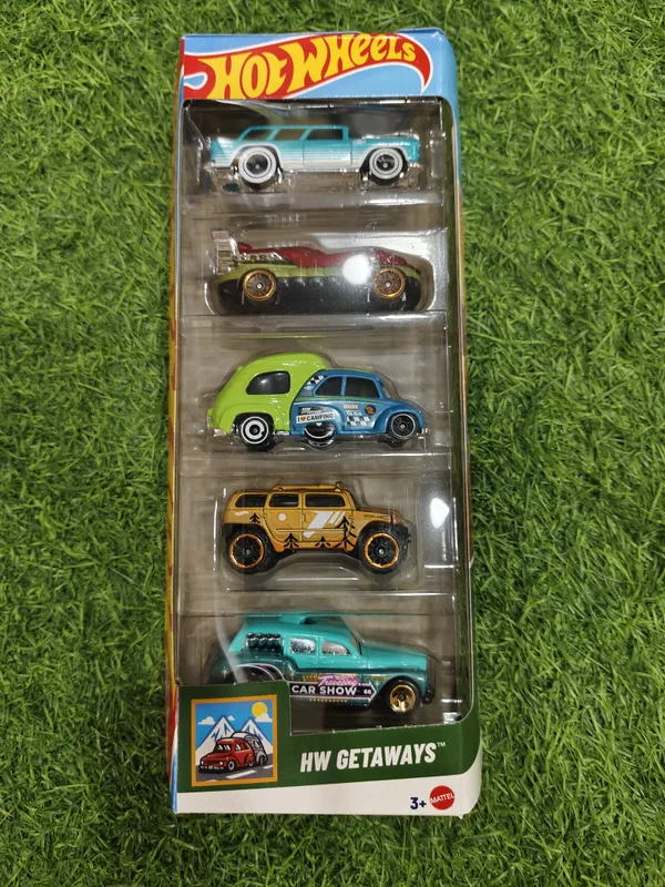 Hot_Wheels_1:64_Scale_HW_GETAWAYS_Pack_of_5_(HOVER_STORM,_CLASSIC_NOMAD,_RV_THERE_YET™,_ROCKSTER,_COCKNEY_CAB_II)