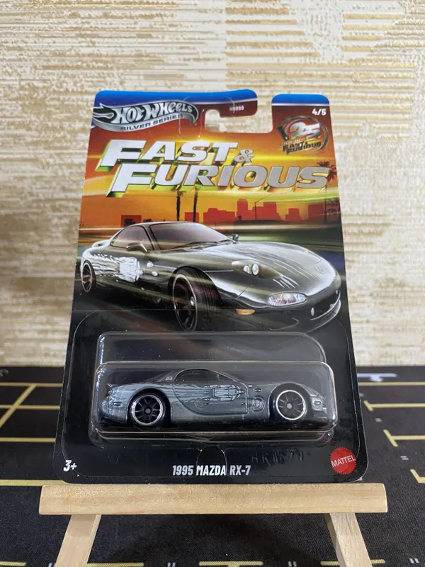 HotWheels_1:64_SILVER_SERIES_FAST_&_FURIOUS_SILVER_ANNIVERSARY_1995_MAZDA_RX-7_JKX23_SILVER_4/5
